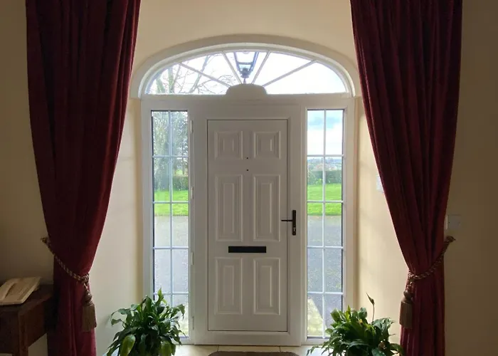 לינה וארוחת בוקר Portinaghy House